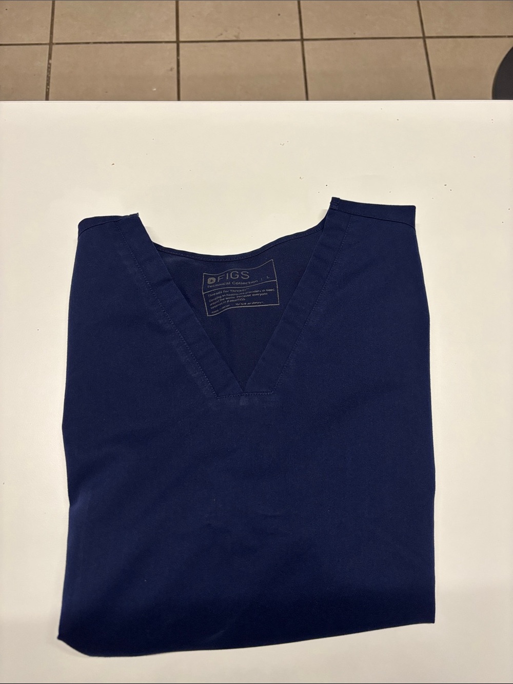 Figs Women’s Navy Blue V-Neck Scrub Top